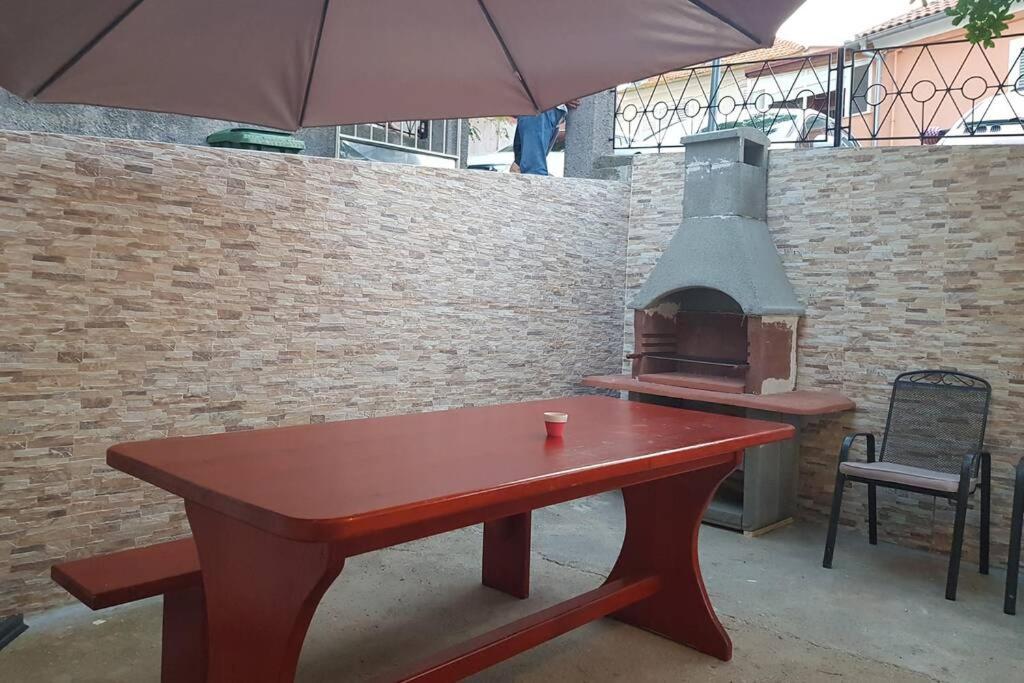 Apartman M&S 1 Kali, Otok Ugljan Apartment ภายนอก รูปภาพ