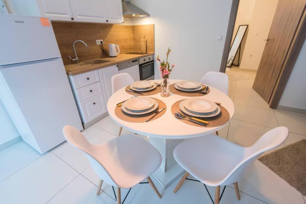 Apartman M&S 1 Kali, Otok Ugljan Apartment ภายนอก รูปภาพ